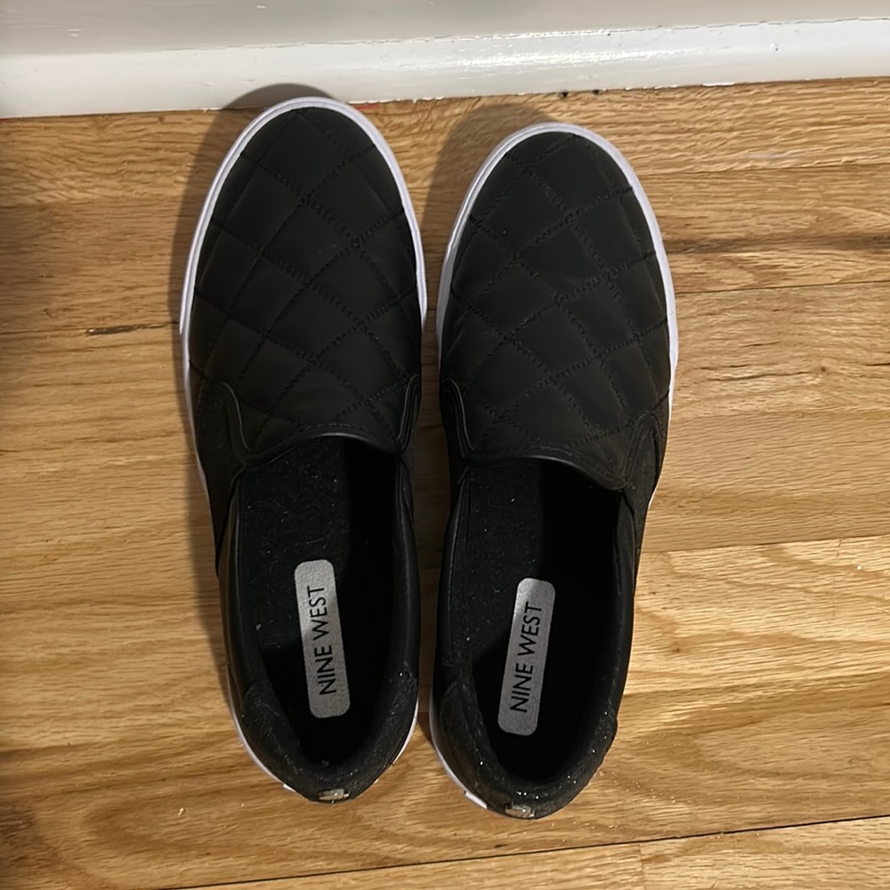 Nine West slide on fashion sneakers